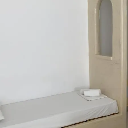 With Kitchenette For 4 Guests Greece Apartment
