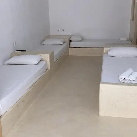 With Kitchenette For 4 Guests Greece Apartment Chora (Ios)